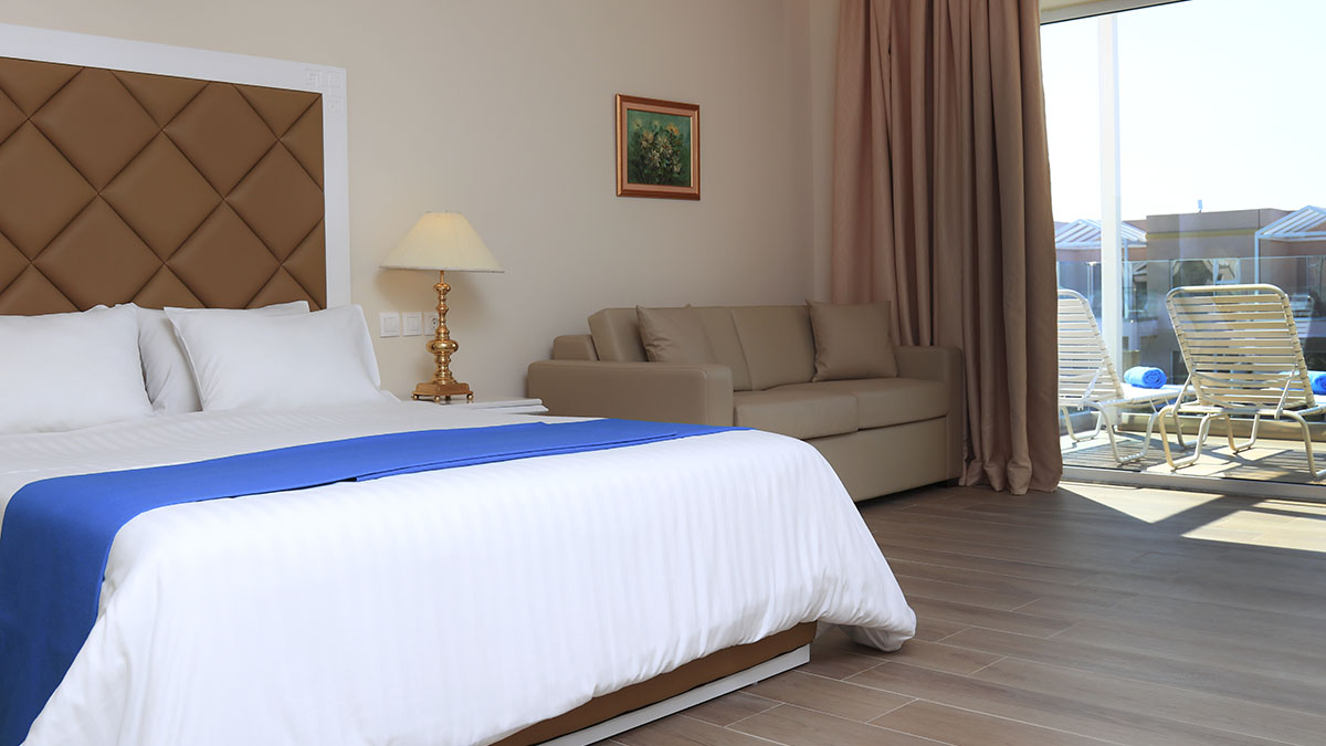 Double Superior Pool View 